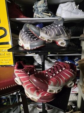 🔥 Nike Air Max Plus TN Pair Limited - Gray/Red & Maroon/White Colorways